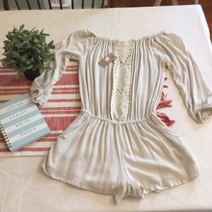 Surf Gypsy: S: cream romper with lace detailing